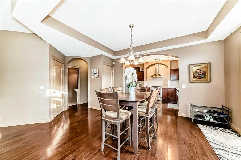 102 West Creek Mews