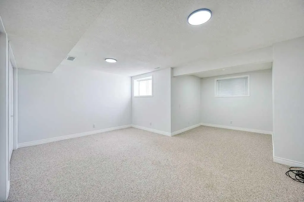 140 Arbour Butte Road NW
