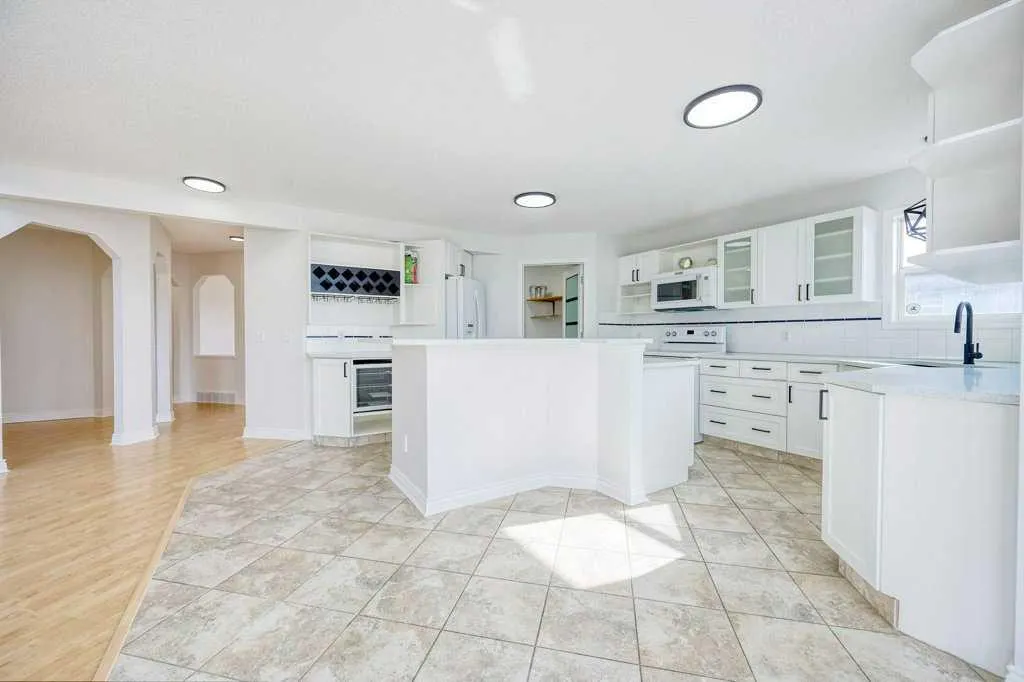 140 Arbour Butte Road NW