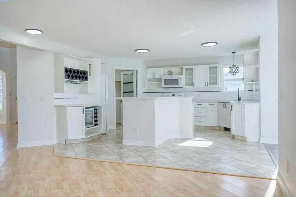 140 Arbour Butte Road NW