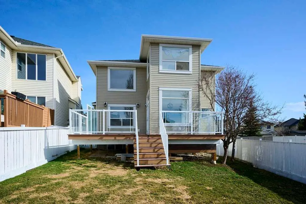 140 Arbour Butte Road NW