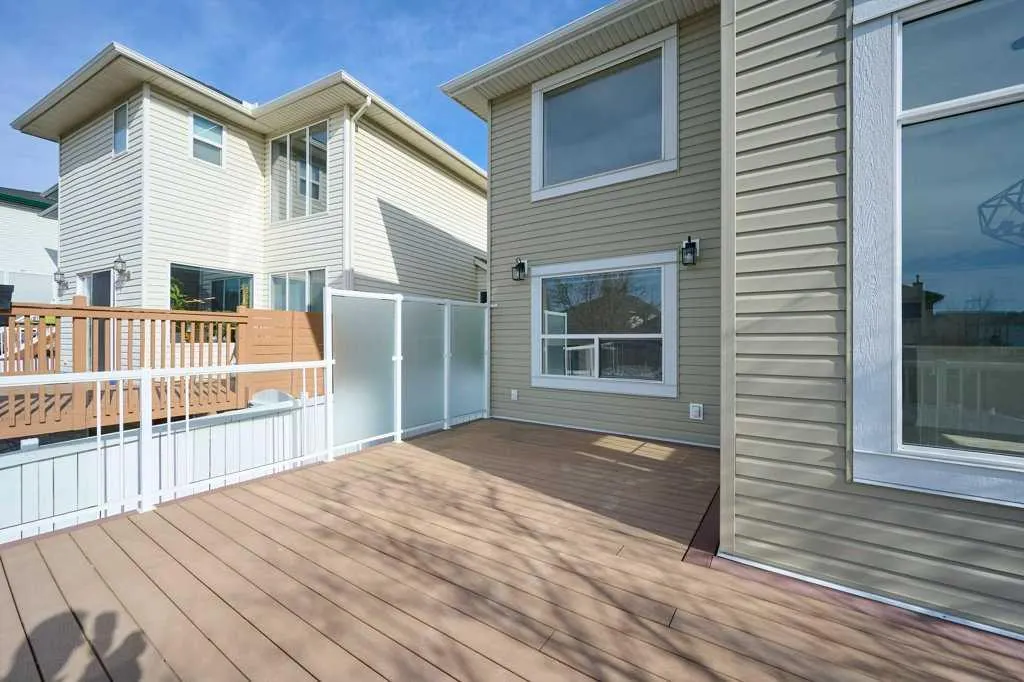 140 Arbour Butte Road NW