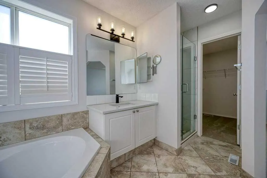 140 Arbour Butte Road NW