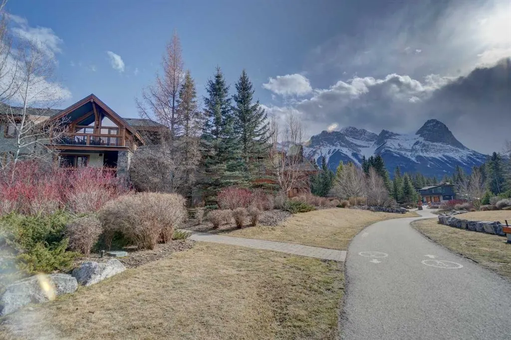 505 Spring Creek Drive, #111