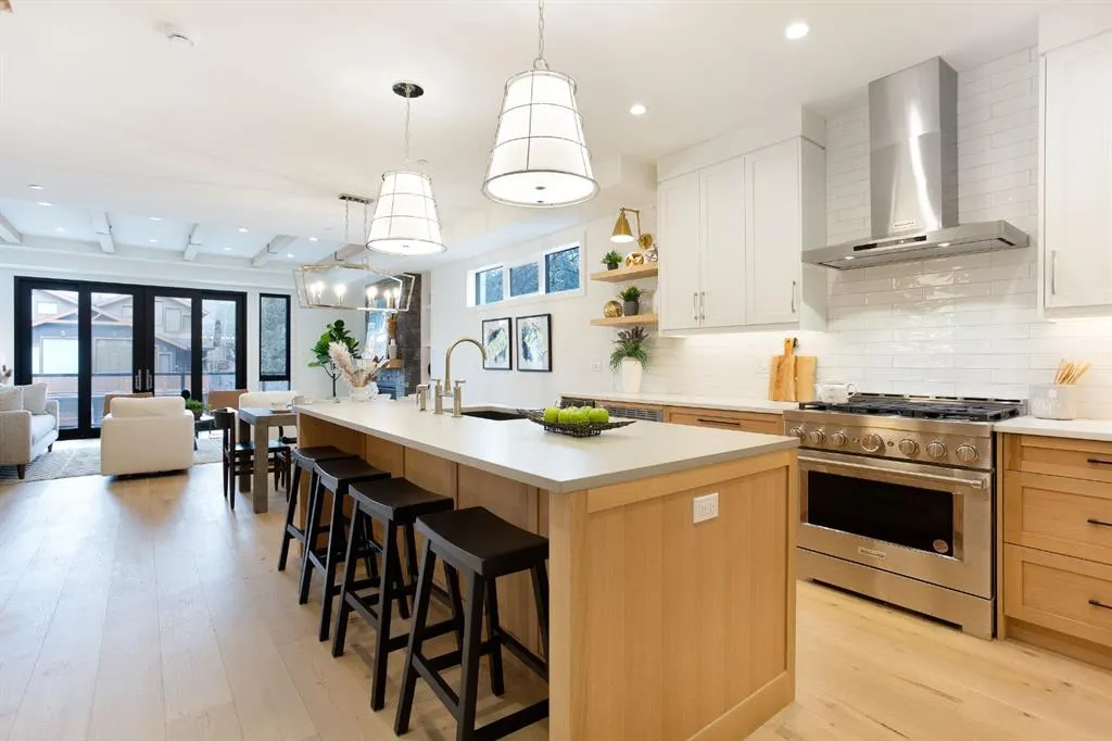 617 4th Street, #1 (NE)