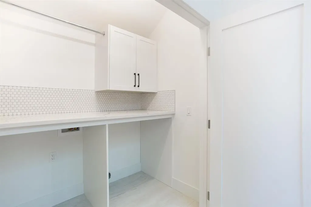 617 4th Street, #1 (NE)