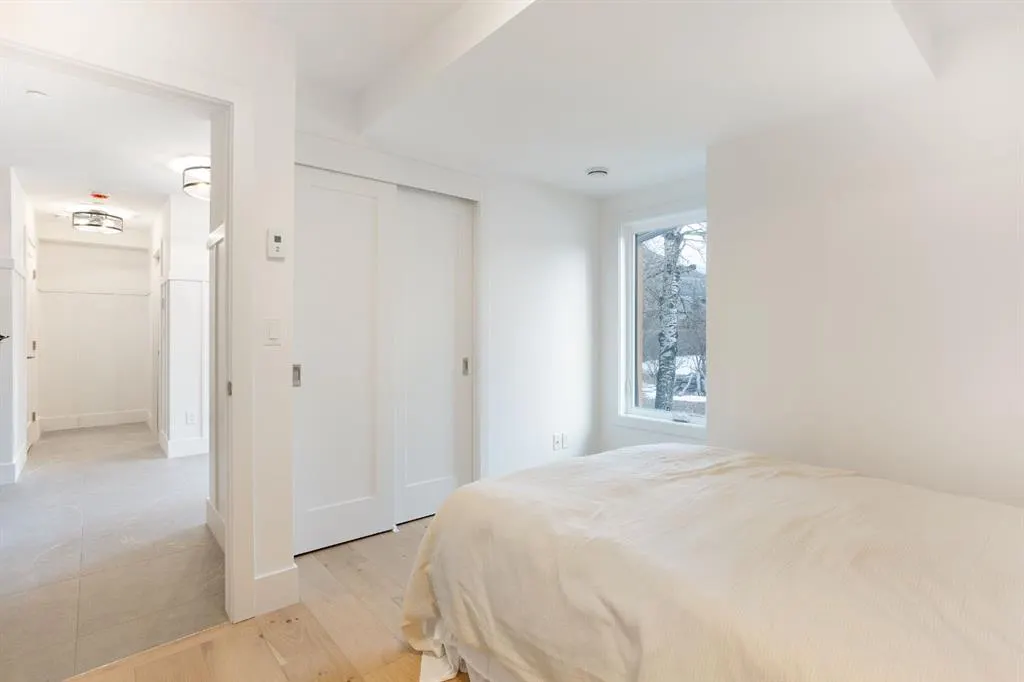 617 4th Street, #1 (NE)