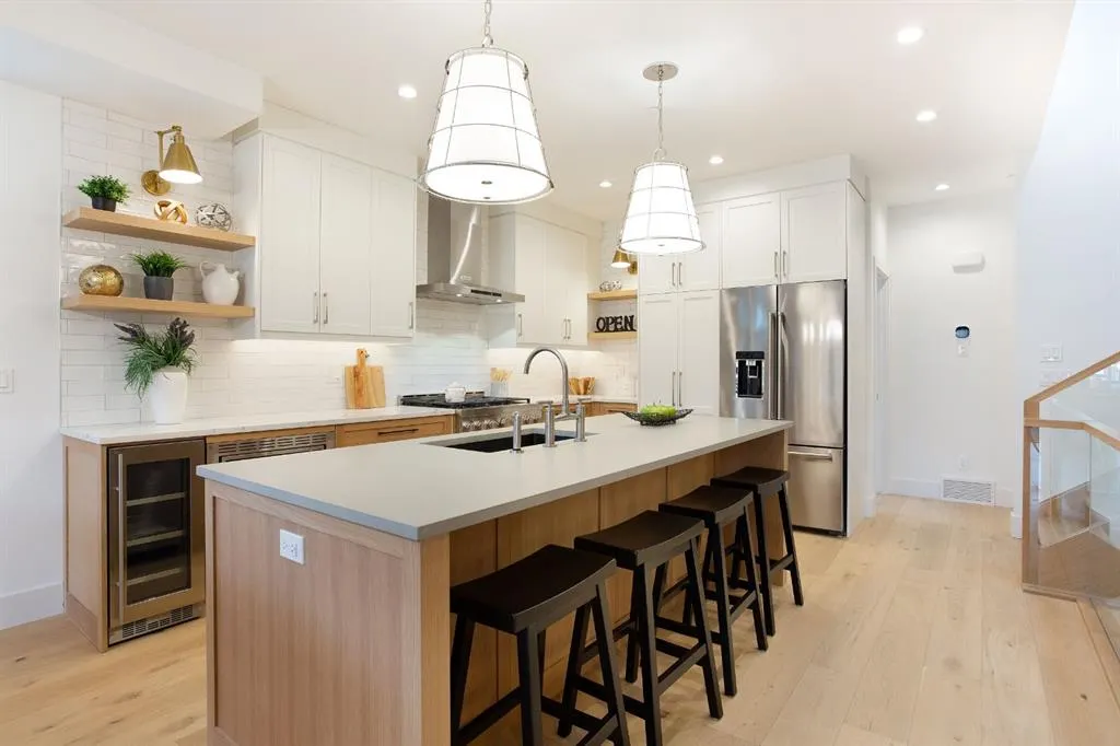 617 4th Street, #1 (NE)