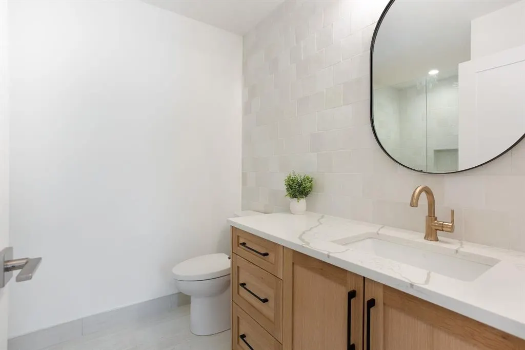 617 4th Street, #2(SE)