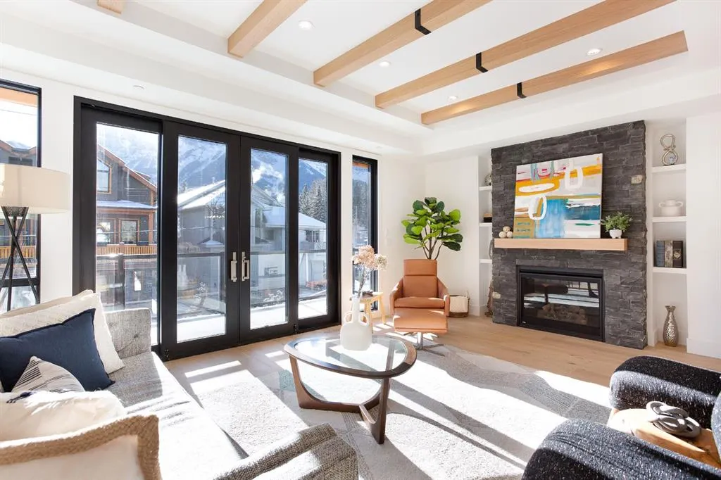 617 4th Street, #2(SE)