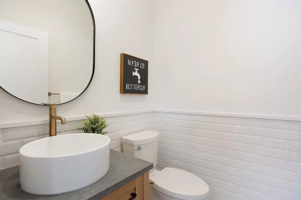 617 4th Street, #2(SE)