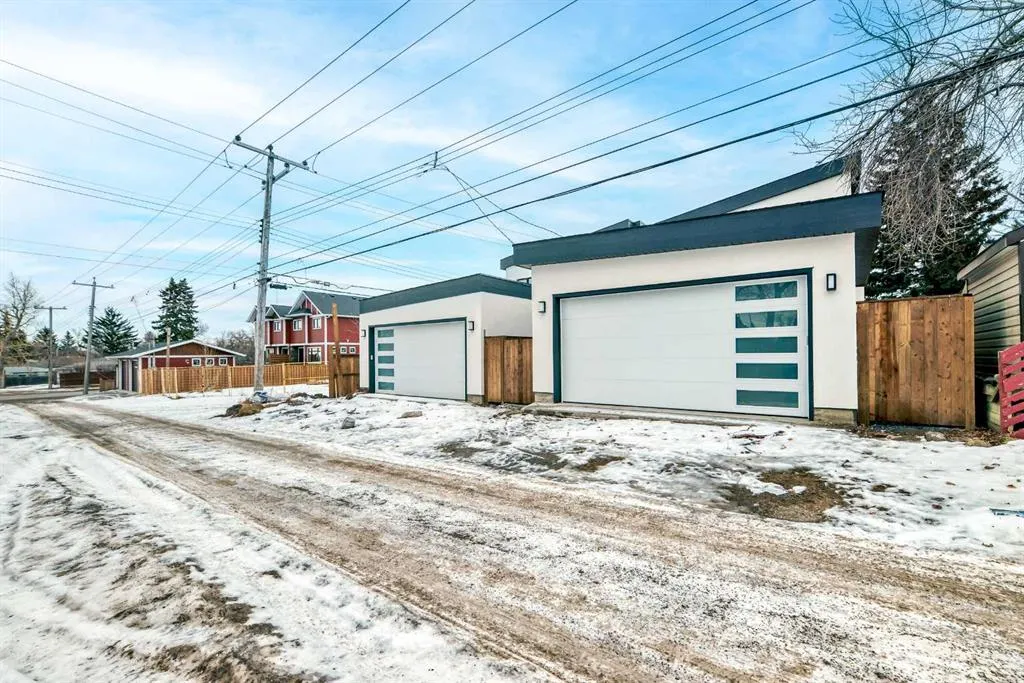 390 Hendon Drive NW