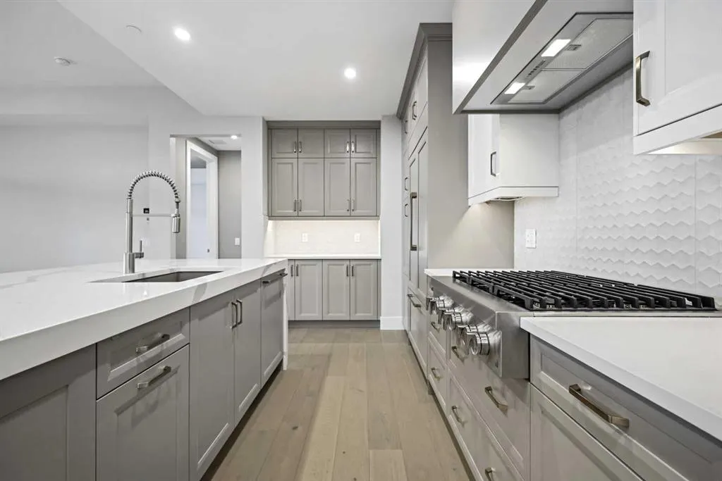 130 Marina Cove SE, #302