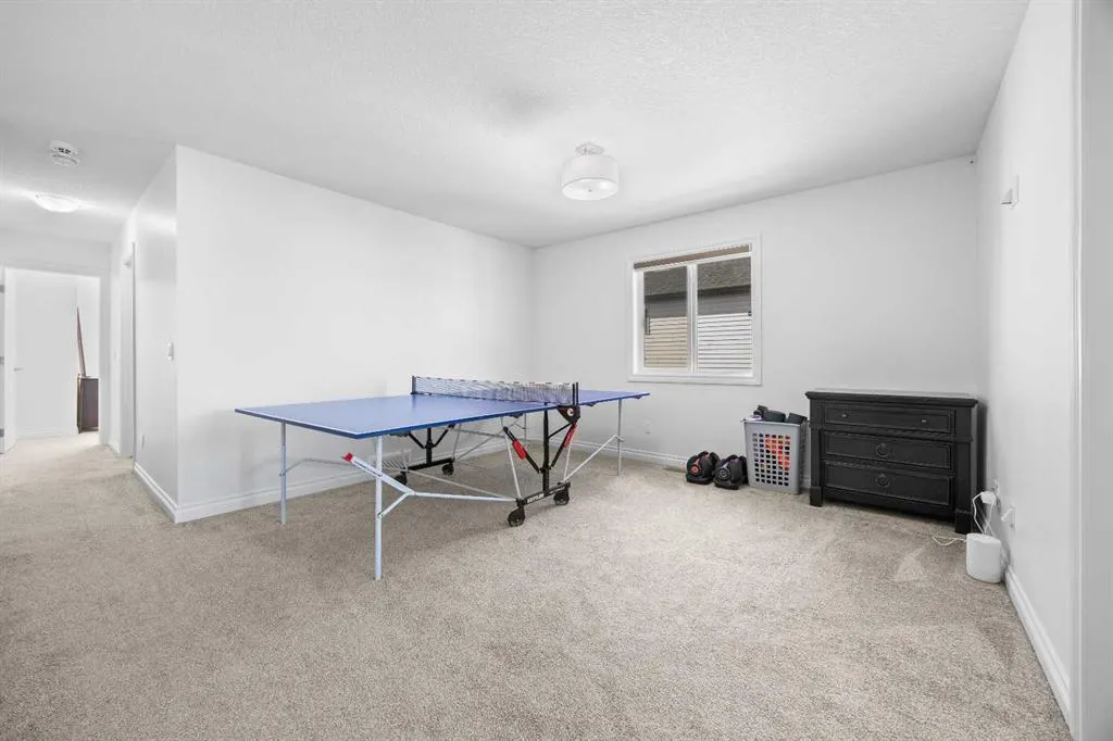 228 Homestead Drive NE