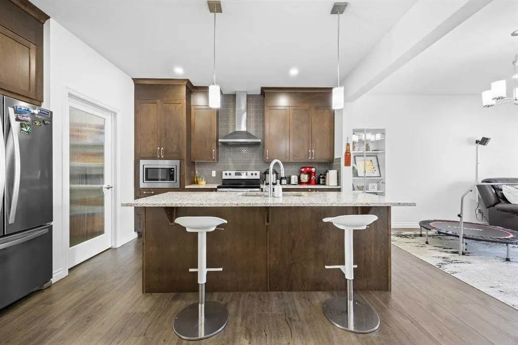 228 Homestead Drive NE