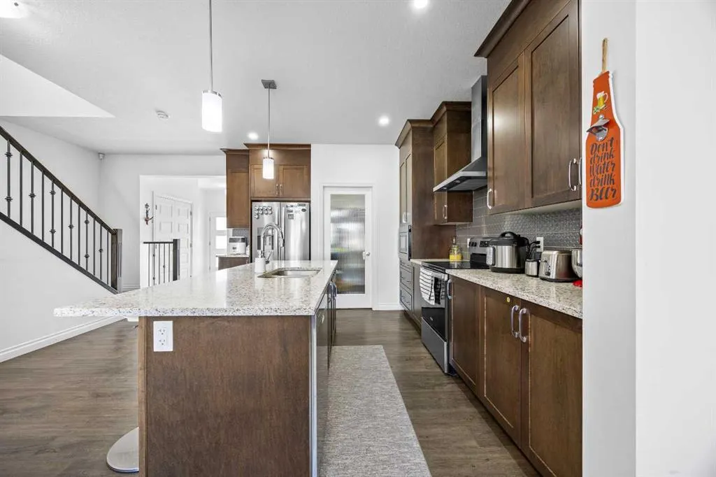 228 Homestead Drive NE
