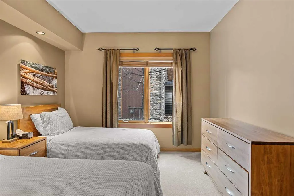 101A STEWART CREEK Landing, #1106
