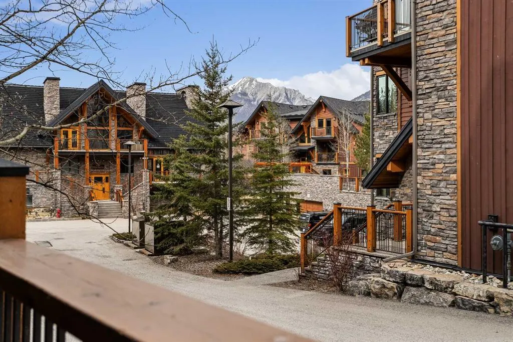 101A STEWART CREEK Landing, #1106