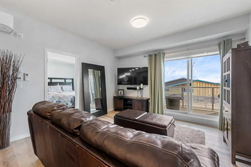 220 Seton Grove SE, #1309