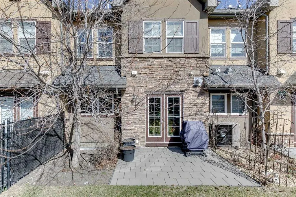 416 Quarry Villas SE