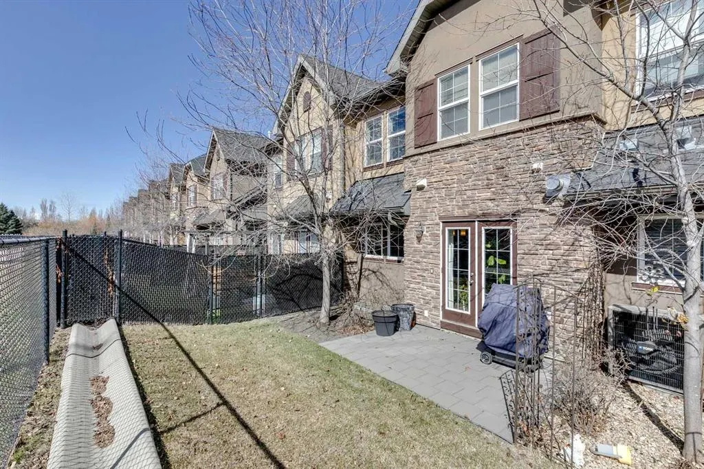 416 Quarry Villas SE