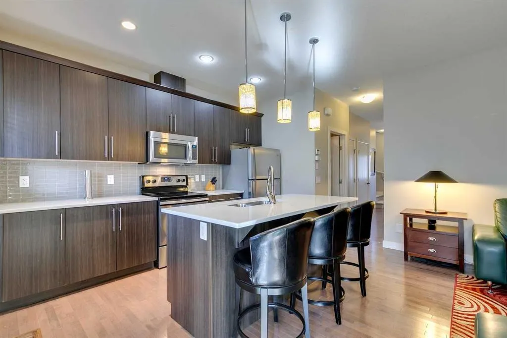 416 Quarry Villas SE