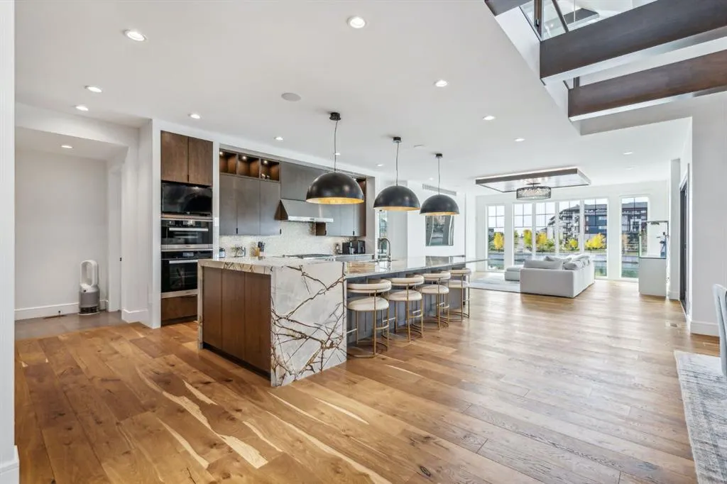 55 Mahogany Island SE