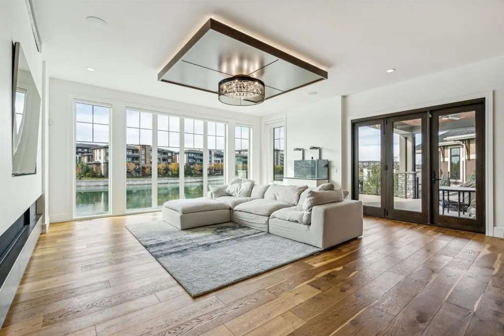 55 Mahogany Island SE
