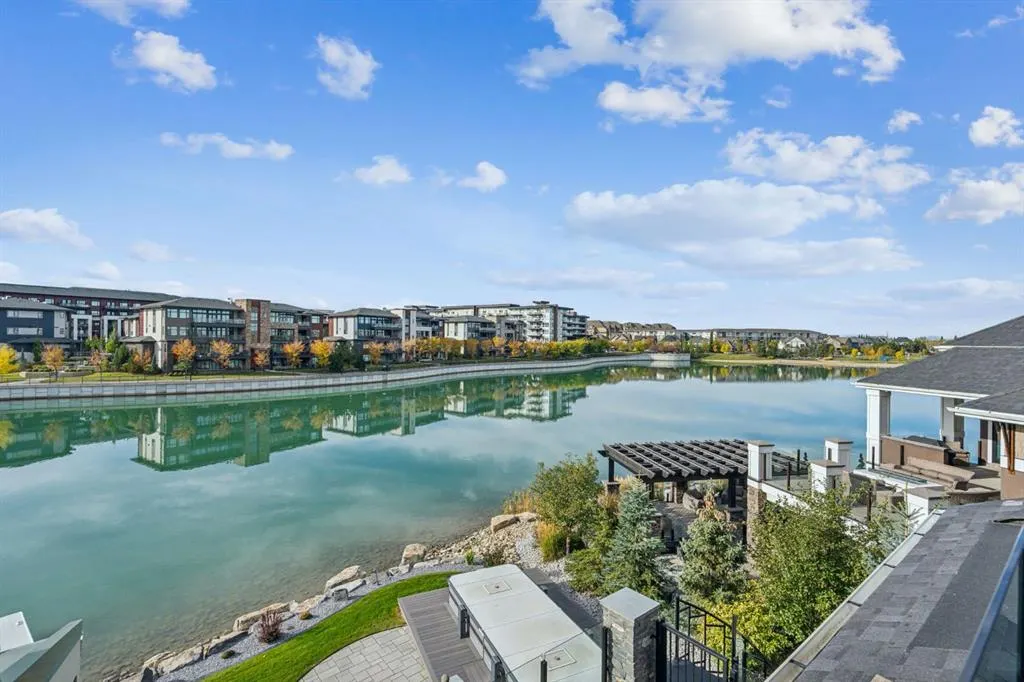 55 Mahogany Island SE