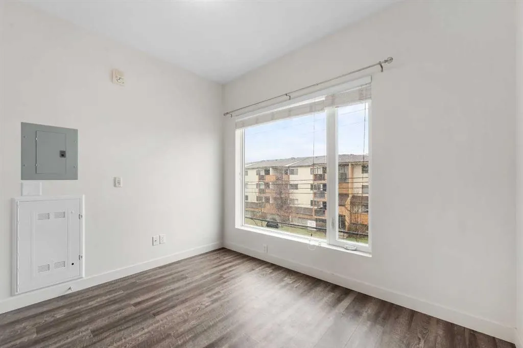 730 5 Street NE, #305