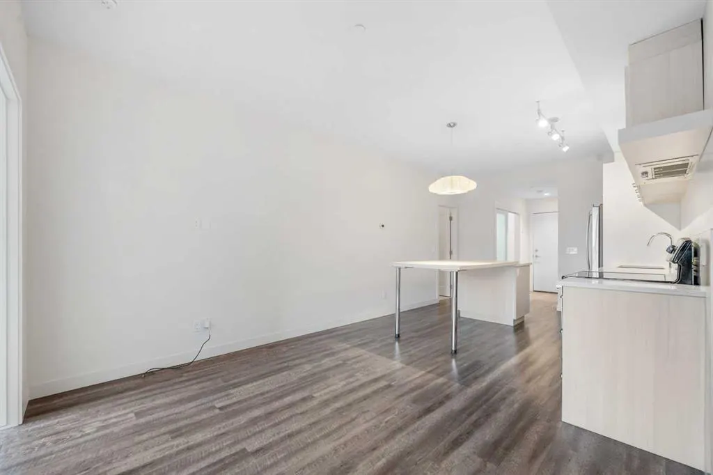 730 5 Street NE, #305