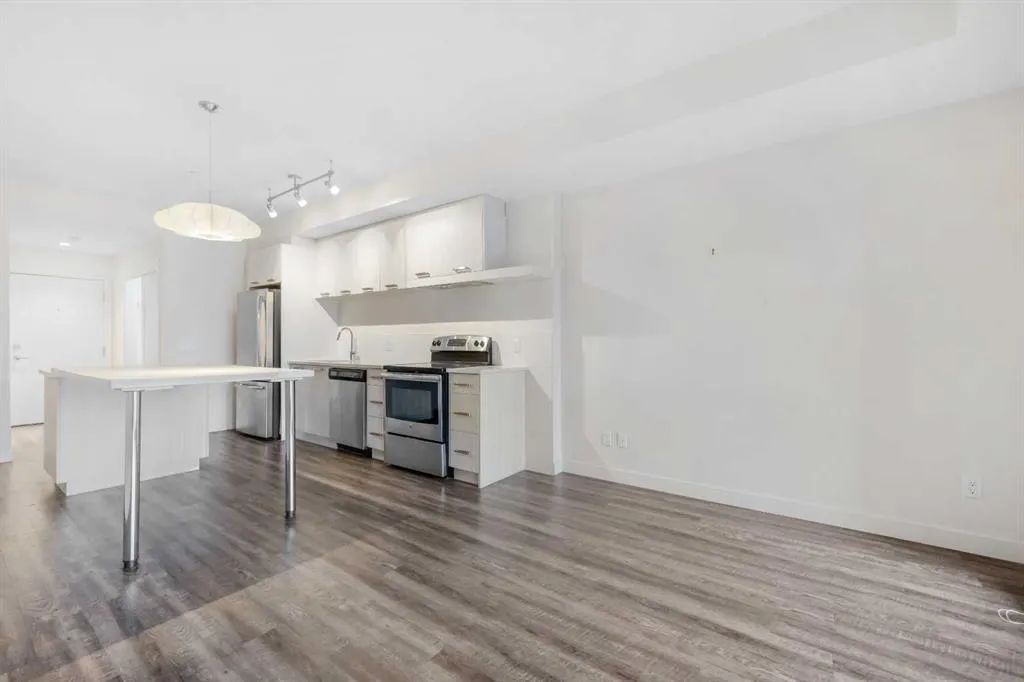 730 5 Street NE, #305