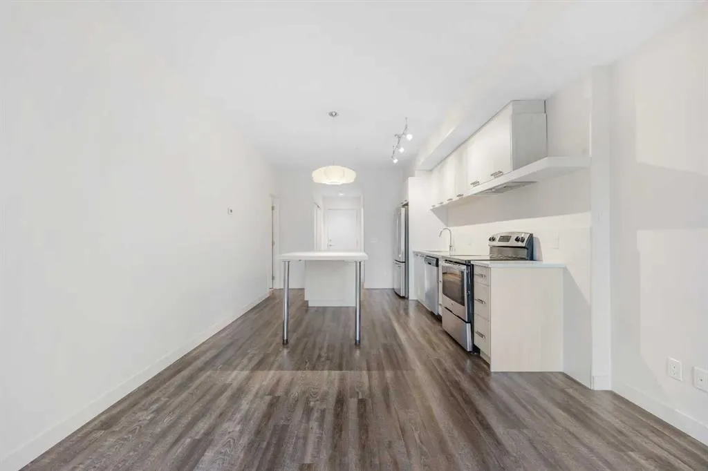 730 5 Street NE, #305