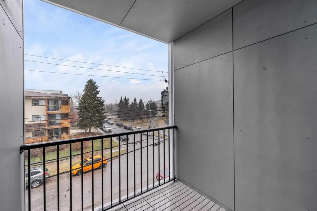 730 5 Street NE, #305