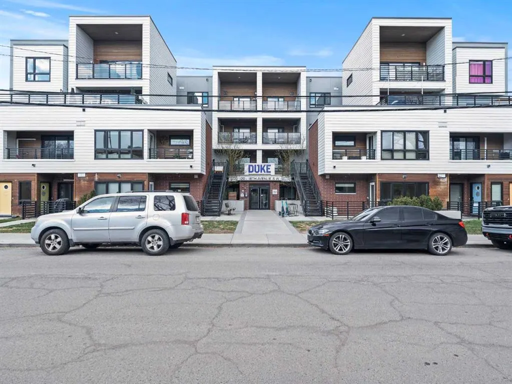118 18 Avenue SW, #.