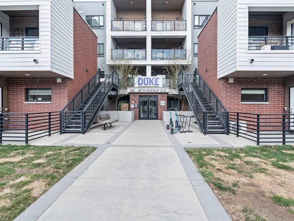 118 18 Avenue SW, #.
