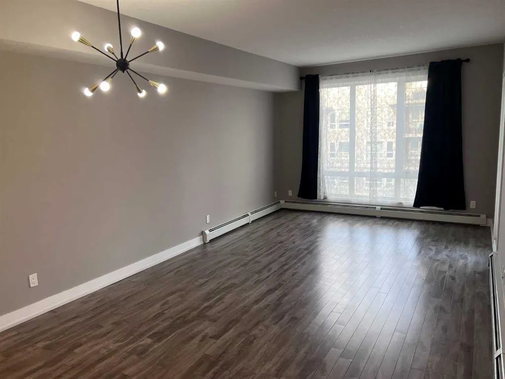611 Edmonton Trail NE, #303