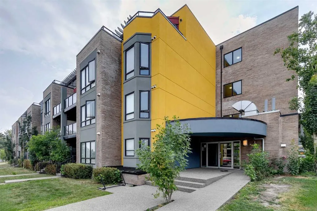 611 Edmonton Trail NE, #303