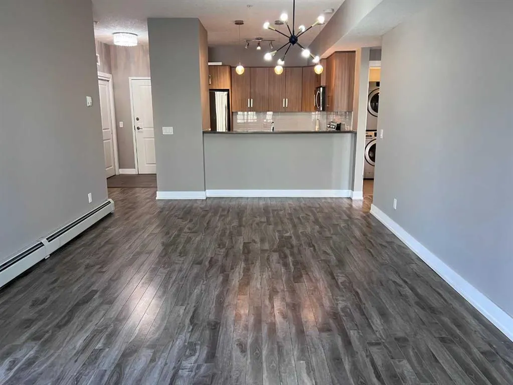 611 Edmonton Trail NE, #303