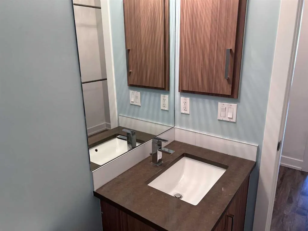 611 Edmonton Trail NE, #303