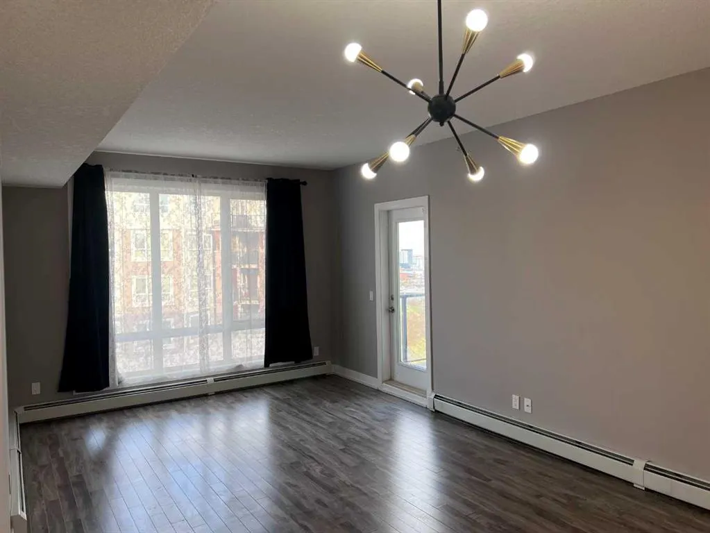 611 Edmonton Trail NE, #303