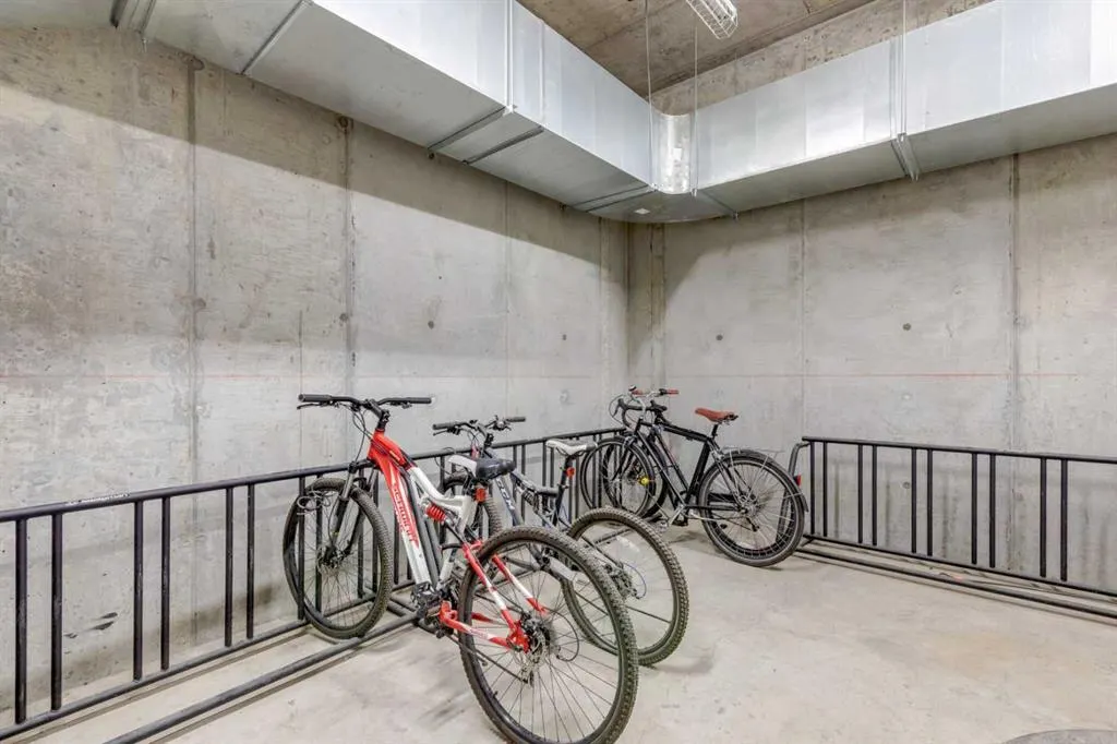 611 Edmonton Trail NE, #303