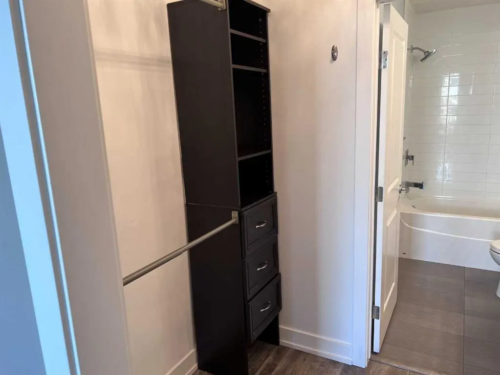 611 Edmonton Trail NE, #303
