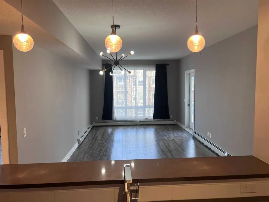 611 Edmonton Trail NE, #303