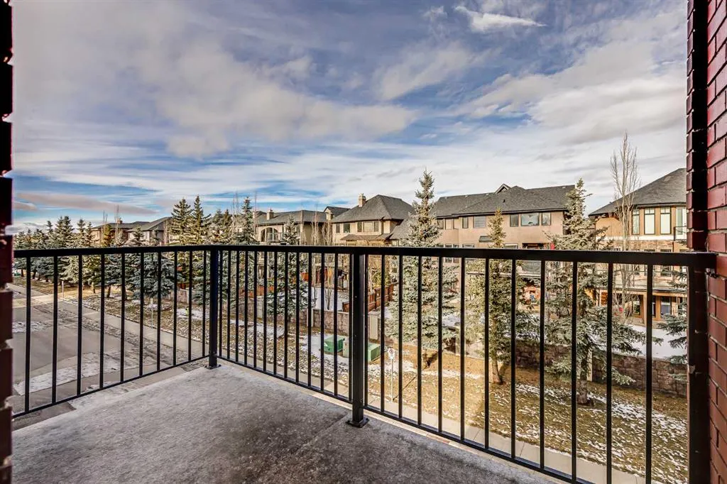 404 Aspen Meadows Hill SW