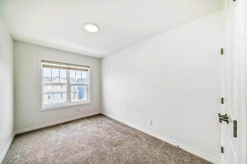 157 Ambleton Drive NW