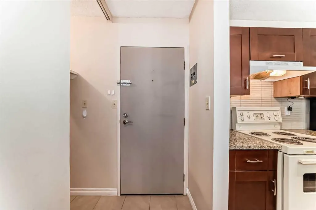 340 14 Avenue SW, #212