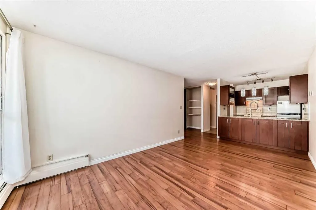 340 14 Avenue SW, #212