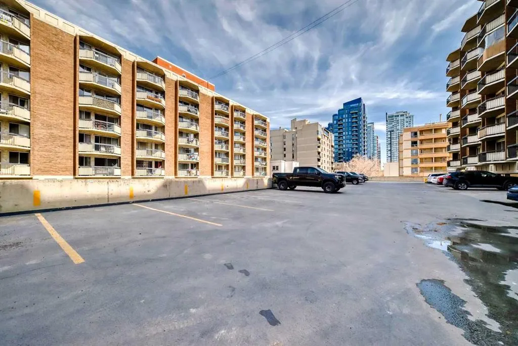 340 14 Avenue SW, #212