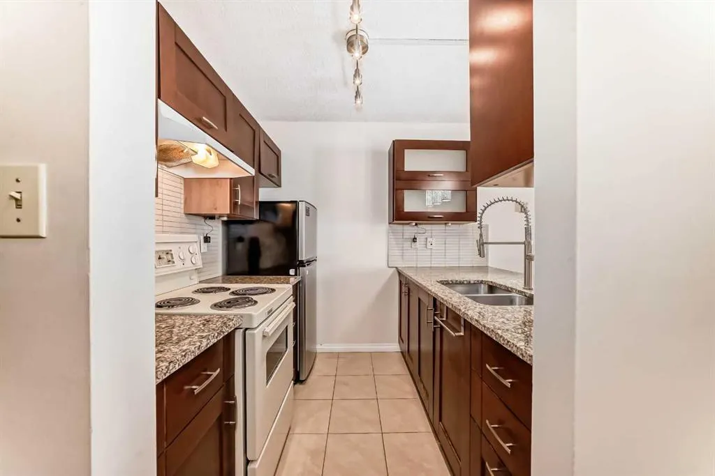 340 14 Avenue SW, #212